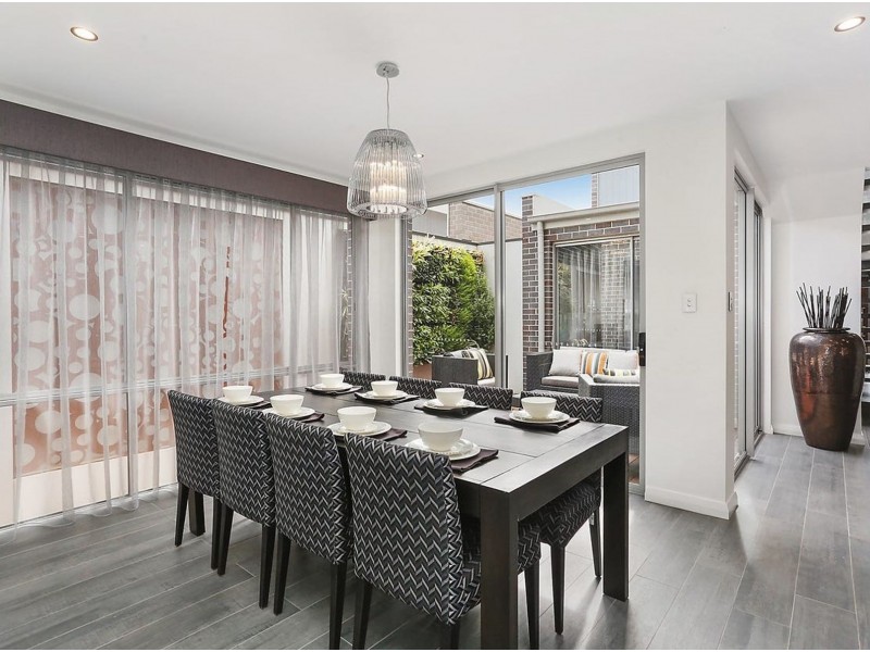38 Village Circuit, Gregory Hills NSW 2557