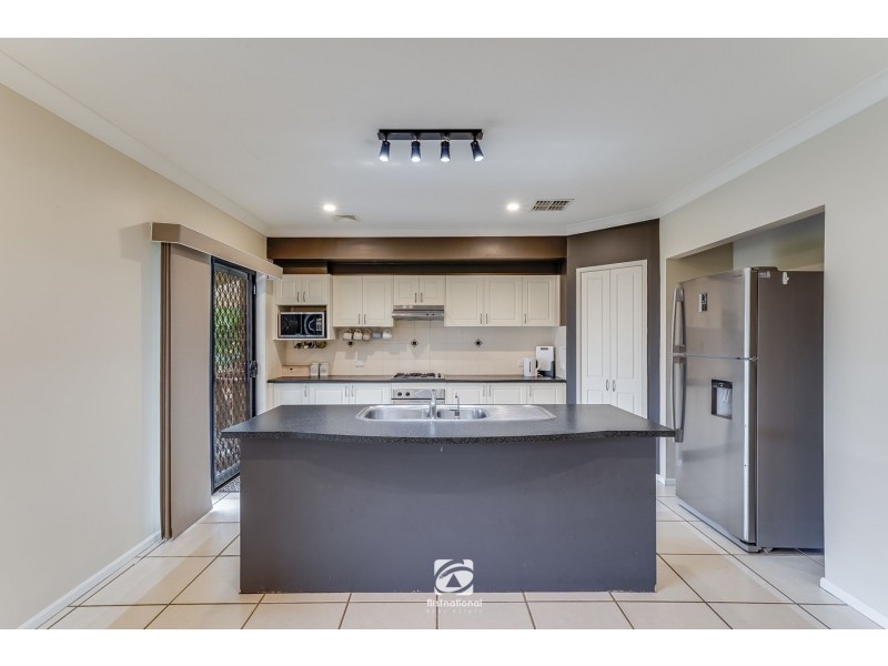 25  Hambledon cct, Harrington Park NSW 2567