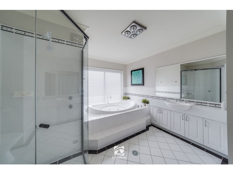 25  Hambledon cct, Harrington Park NSW 2567