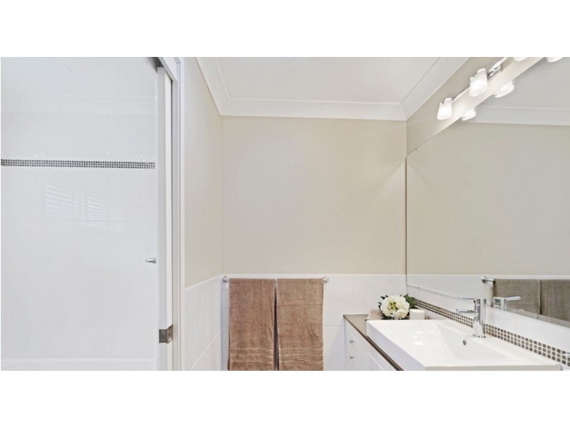 6 Thurn Place, Elderslie NSW 2570