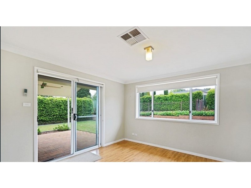6 Thurn Place, Elderslie NSW 2570