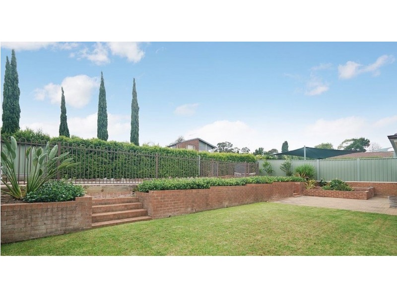 6 Thurn Place, Elderslie NSW 2570