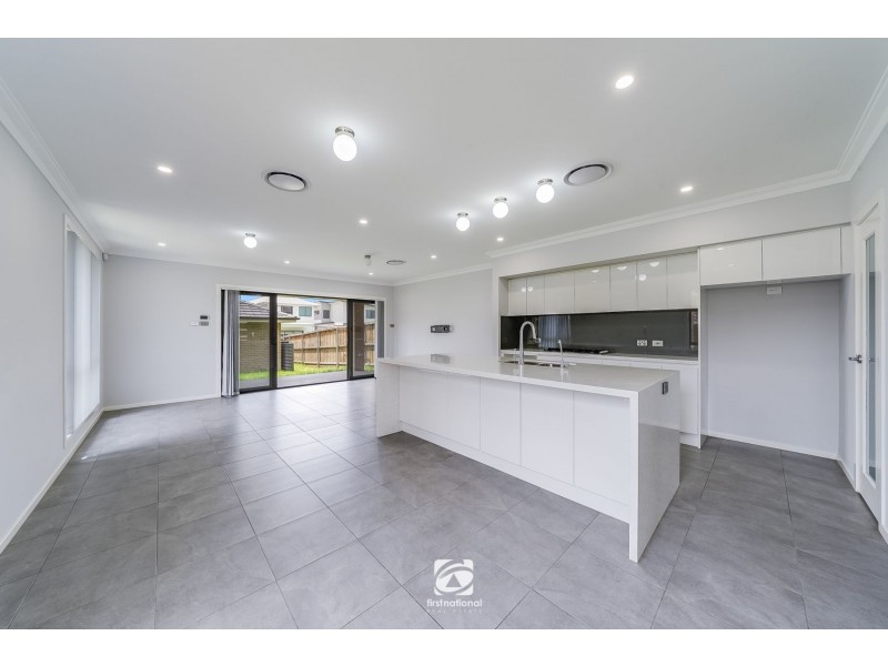3 Schuppan Street, Oran Park NSW 2570