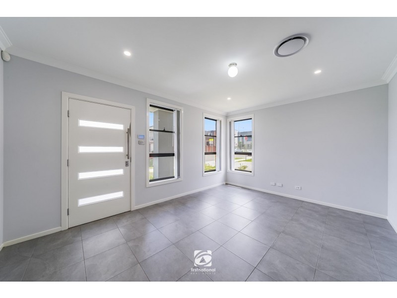 3 Schuppan Street, Oran Park NSW 2570