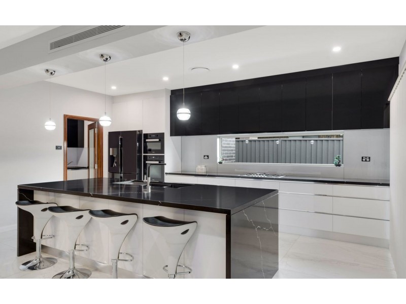 60 Cogrington Drive, Harrington Park NSW 2567