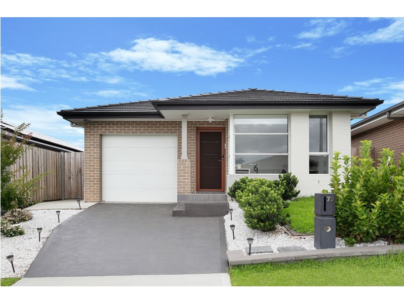 72 Richmond Road, Oran Park NSW 2570