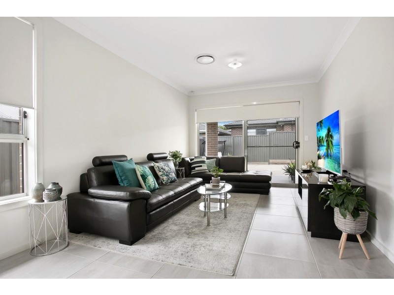 72 Richmond Road, Oran Park NSW 2570