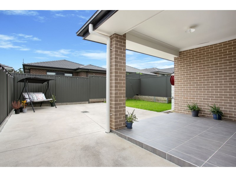 72 Richmond Road, Oran Park NSW 2570