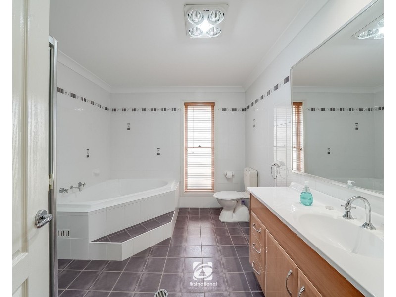 28 Endeavour circuit, Harrington Park NSW 2567