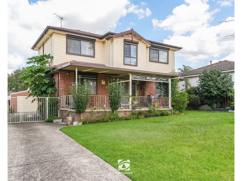 54 Graham Avenue, Casula NSW 2170