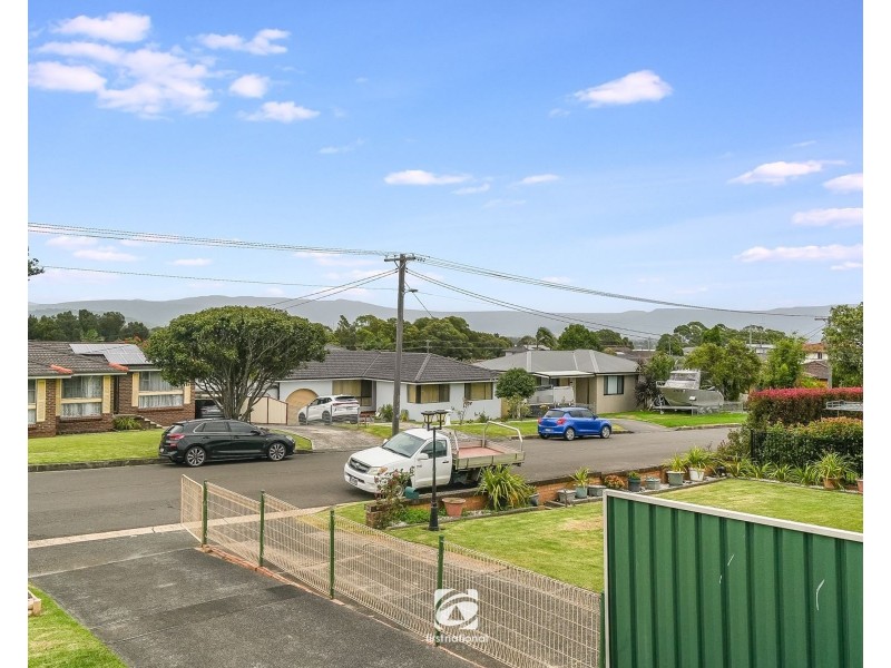 8 Winter Avenue, Mount Warrigal NSW 2528