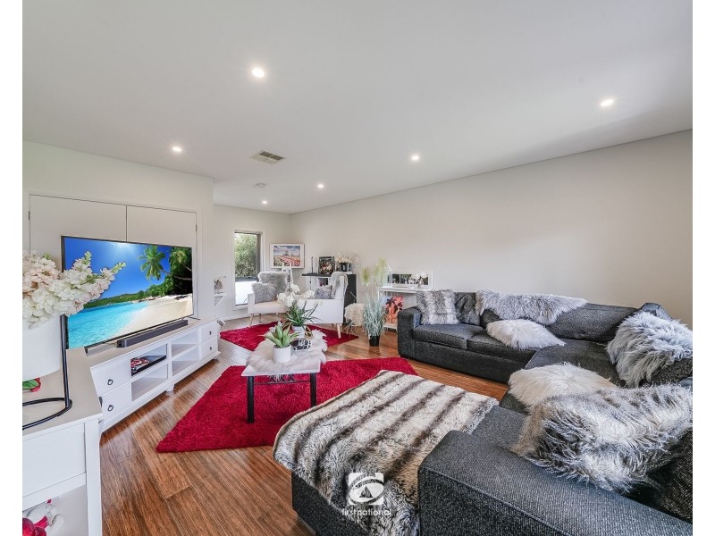 264 South Circuit, Oran Park NSW 2570