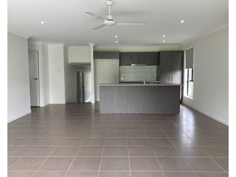 18 Furlong Drive, Currans Hill NSW 2567