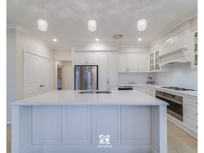 41 Endeavour Cct, Harrington Park NSW 2567