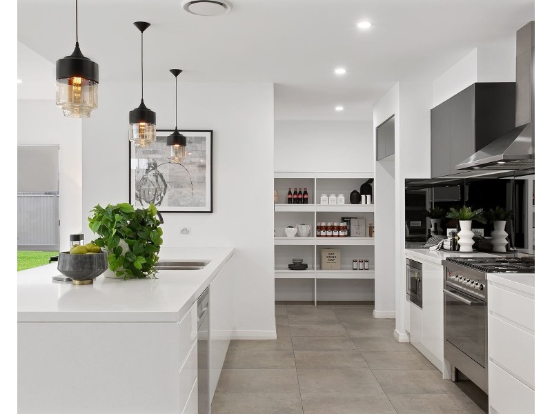 7 Vane Close, Harrington Park NSW 2567