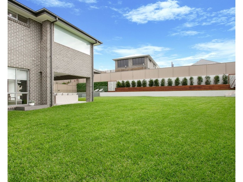 7 Vane Close, Harrington Park NSW 2567
