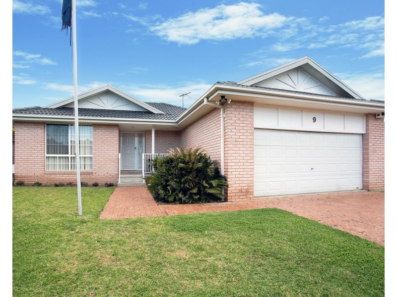 9 David Place, Mount Annan NSW 2567