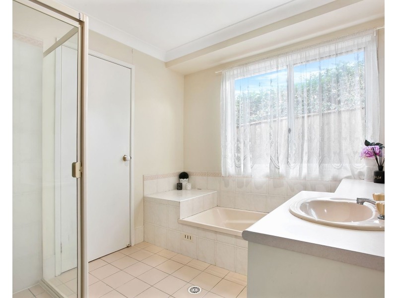 9 David Place, Mount Annan NSW 2567