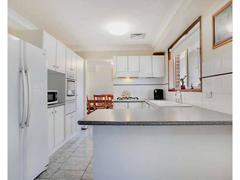 20 Southdown Road, Elderslie NSW 2570