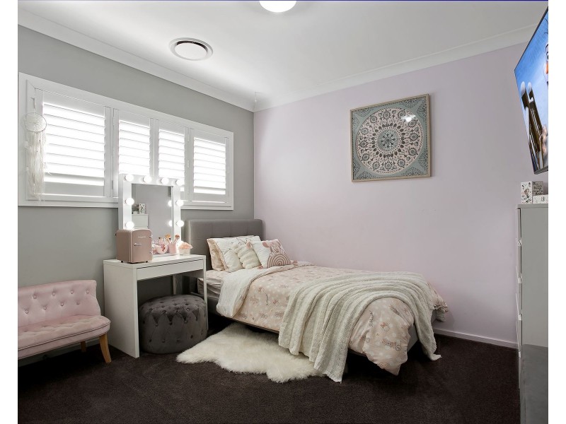 20 Mawer Street, Oran Park NSW 2570