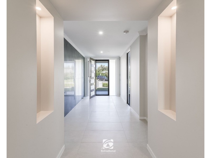 6 Benalla Cove, Harrington Park NSW 2567
