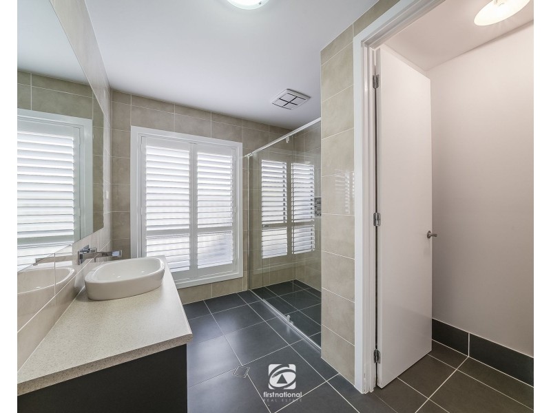 6 Benalla Cove, Harrington Park NSW 2567