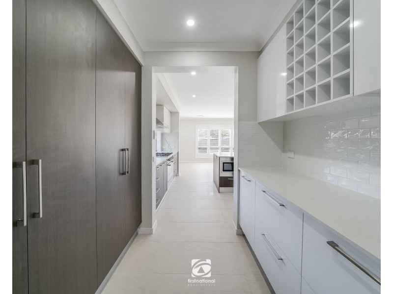 6 Benalla Cove, Harrington Park NSW 2567