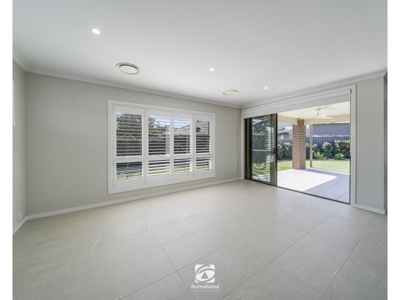 6 Benalla Cove, Harrington Park NSW 2567