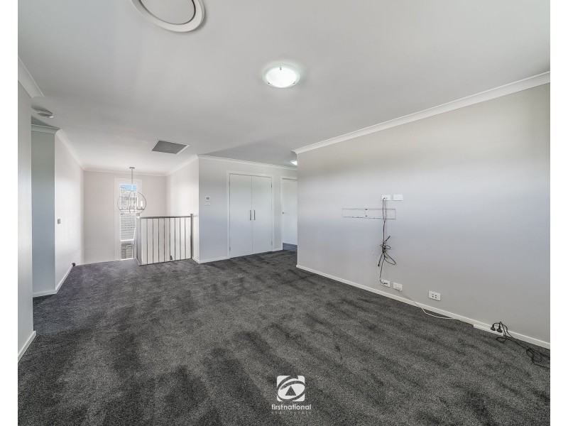 6 Benalla Cove, Harrington Park NSW 2567