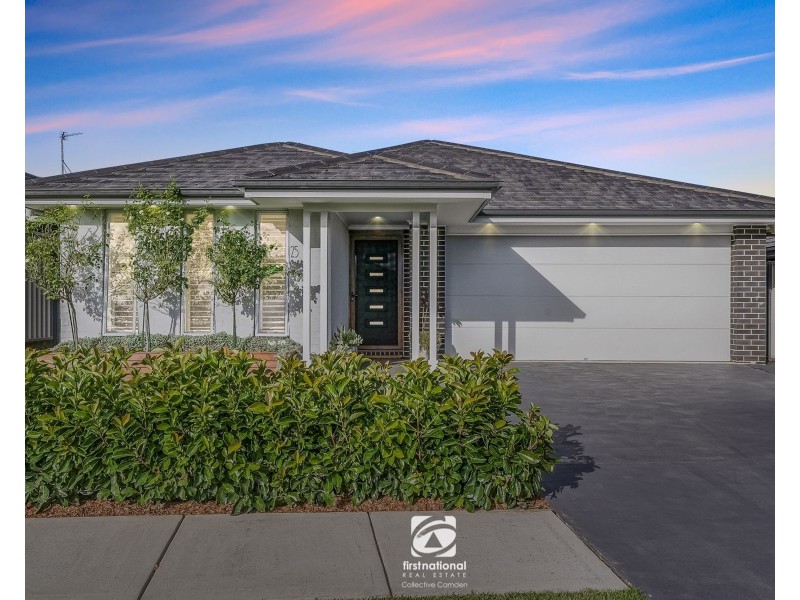 25 Abbott St, Spring Farm NSW 2570