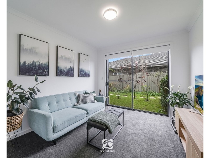 15 Jenolan Cct, Harrington Park NSW 2567