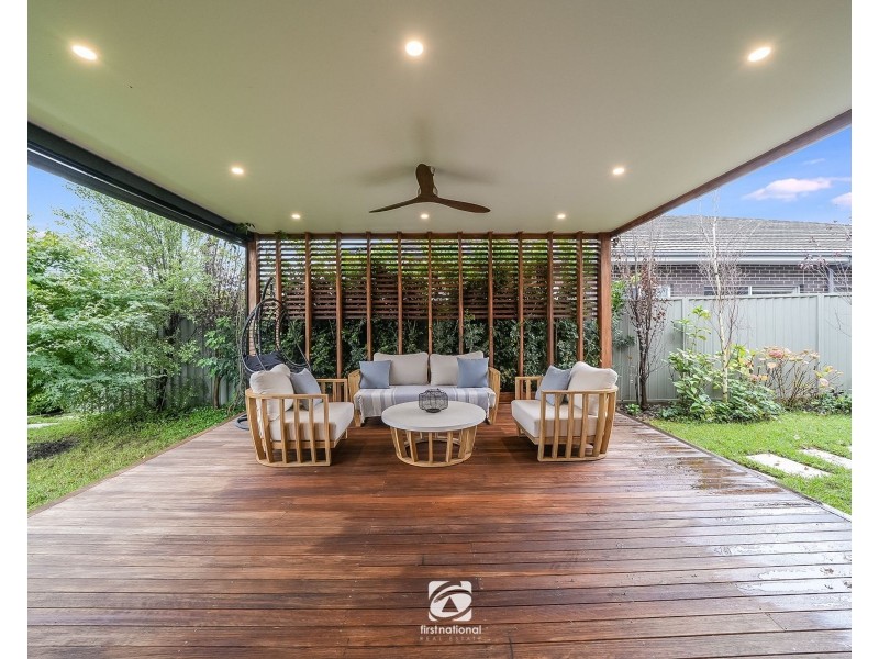 15 Jenolan Cct, Harrington Park NSW 2567