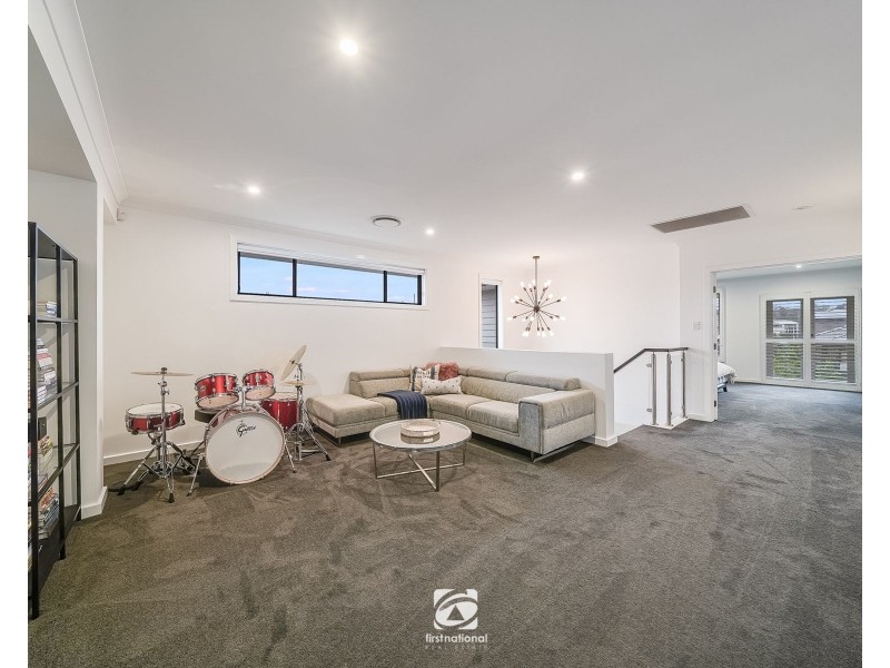 15 Jenolan Cct, Harrington Park NSW 2567