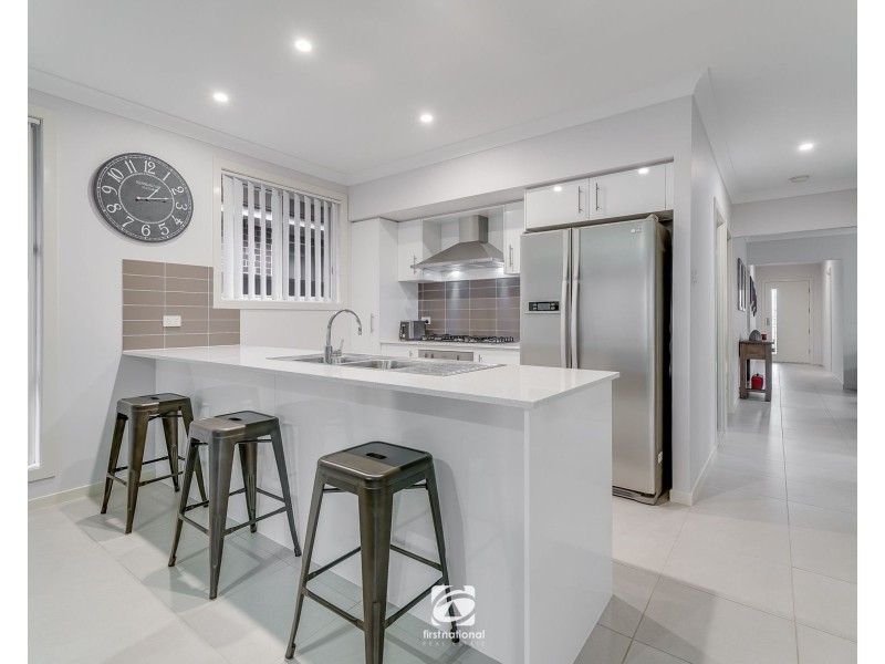 35 Garton Road, Spring Farm NSW 2570