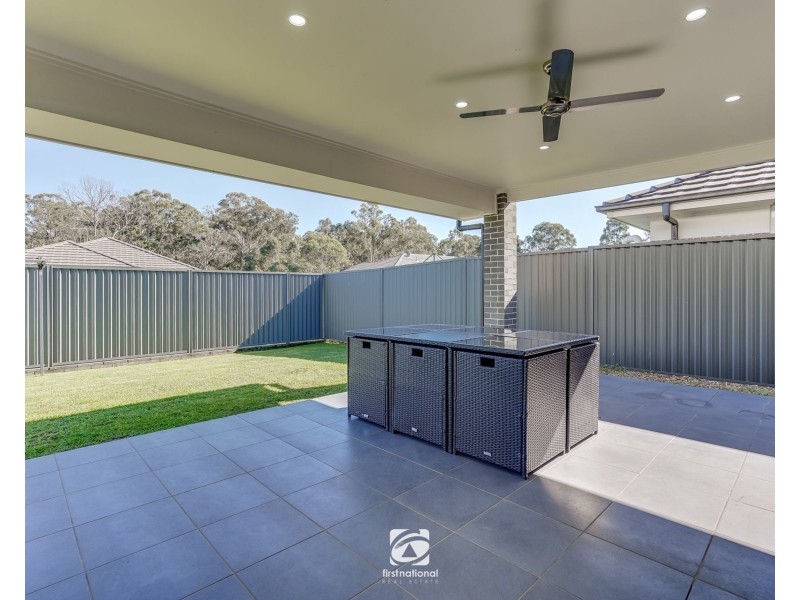 5 Garner Road, Spring Farm NSW 2570