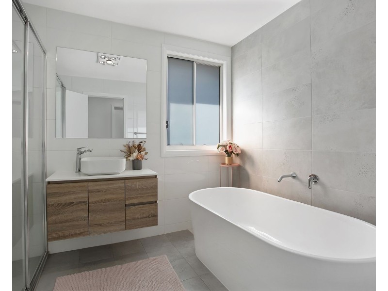 39 Pioneer Street, Gregory Hills NSW 2557