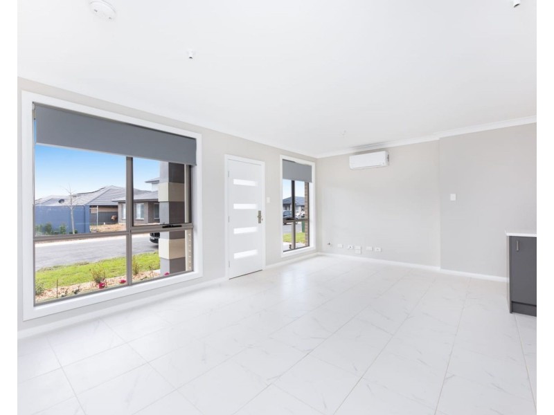 5B Neilson St Oran Park (Catherine Park Estate), Oran Park NSW 2570