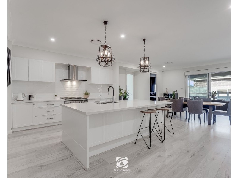 4 Emmaline Avenue, The Oaks NSW 2570