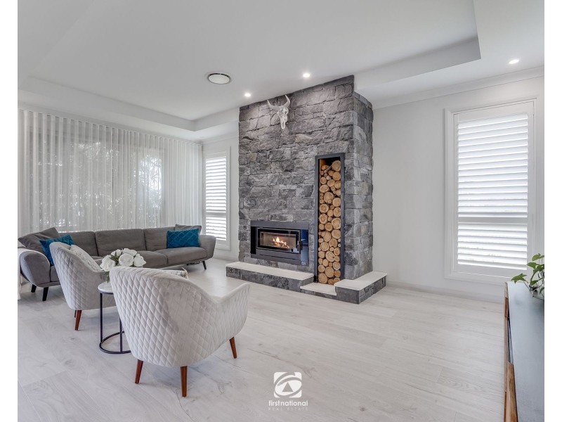 4 Emmaline Avenue, The Oaks NSW 2570