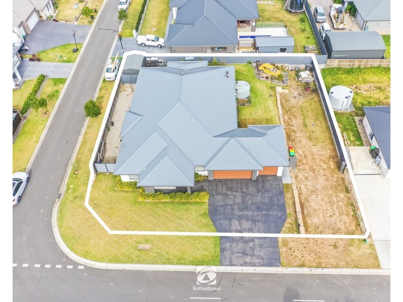 4 Emmaline Avenue, The Oaks NSW 2570