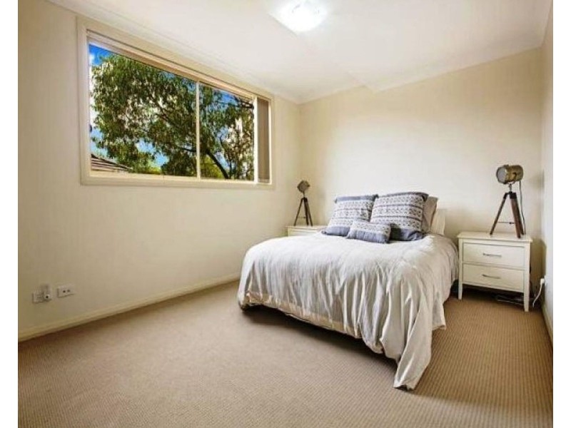 2/145 Memorial Avenue, Liverpool NSW 2170