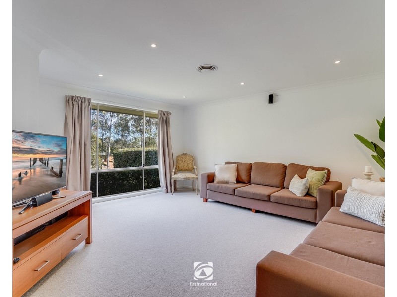 18 Packenham Place, Mount Annan NSW 2567