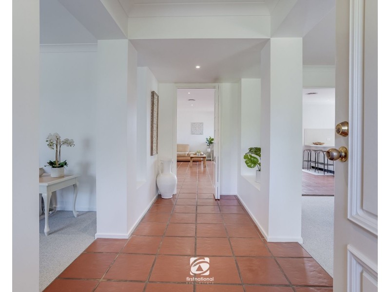 18 Packenham Place, Mount Annan NSW 2567