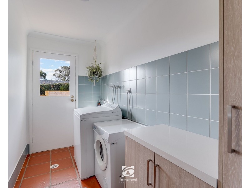 18 Packenham Place, Mount Annan NSW 2567