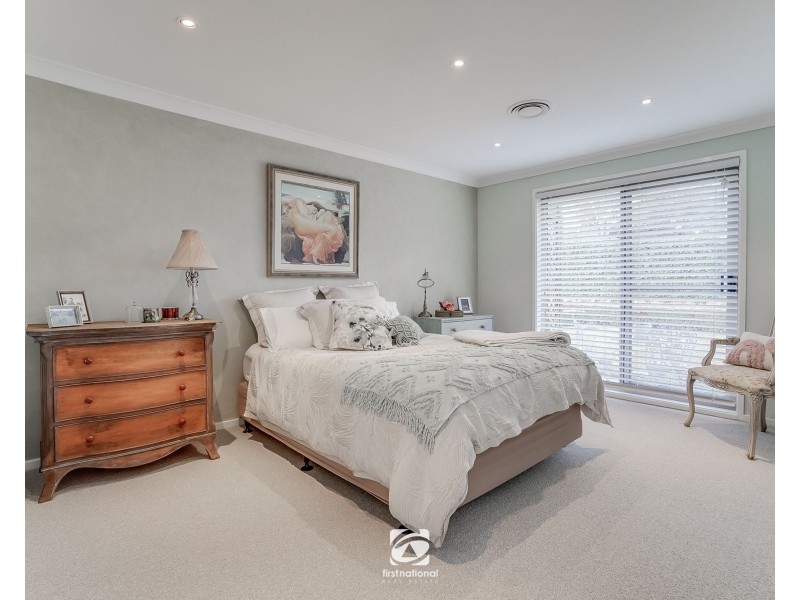 18 Packenham Place, Mount Annan NSW 2567