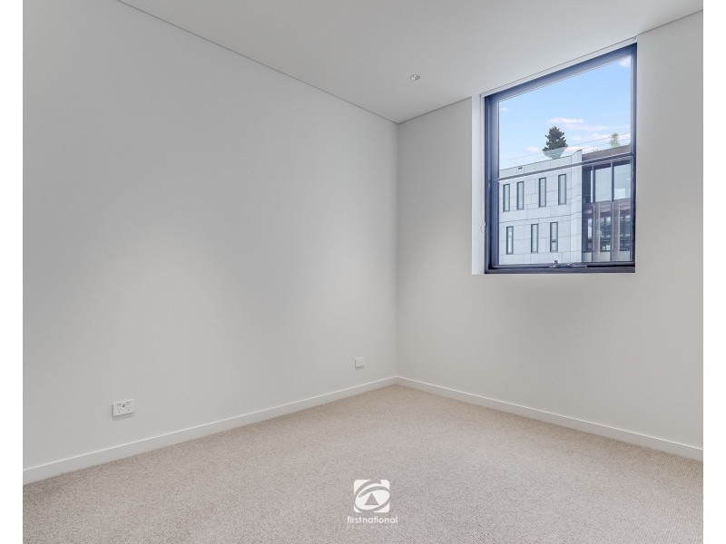 4.05/2 Fordham way, Oran Park NSW 2570