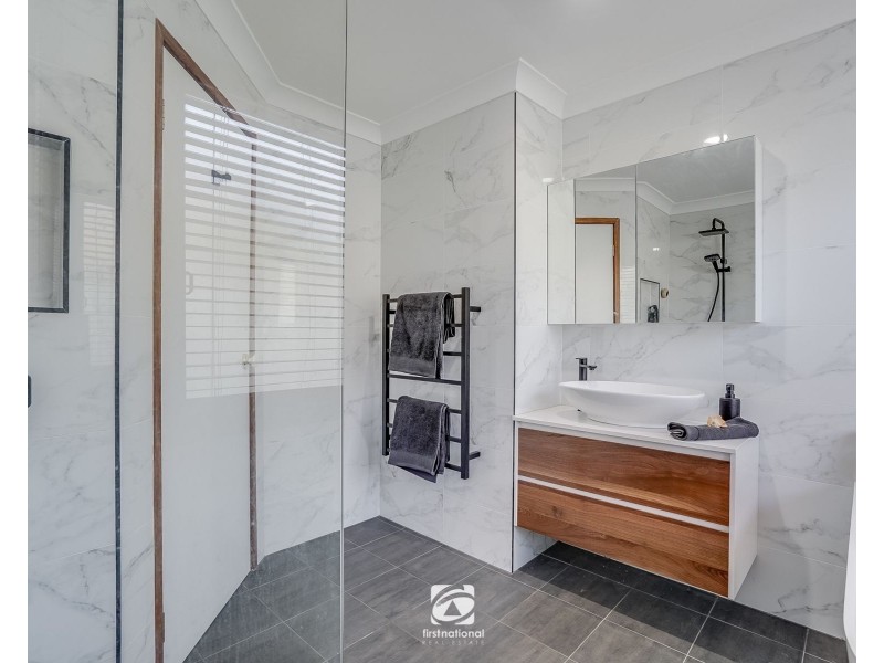 10 Rae Place, Currans Hill NSW 2567