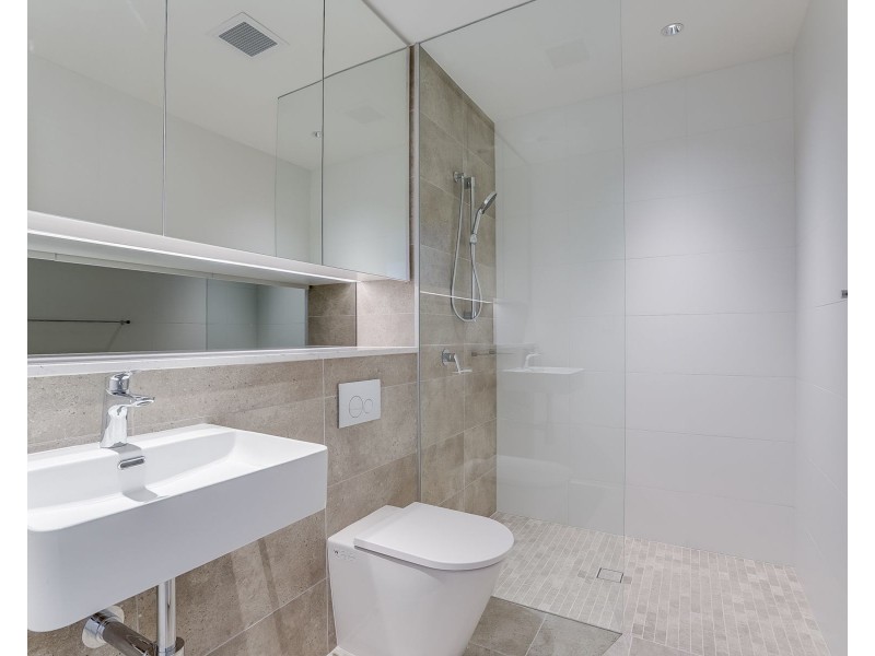 4.07/2 Fordham Way, Oran Park NSW 2570