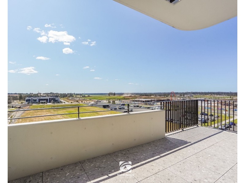 5.04/2 Fordham Way, Oran Park NSW 2570