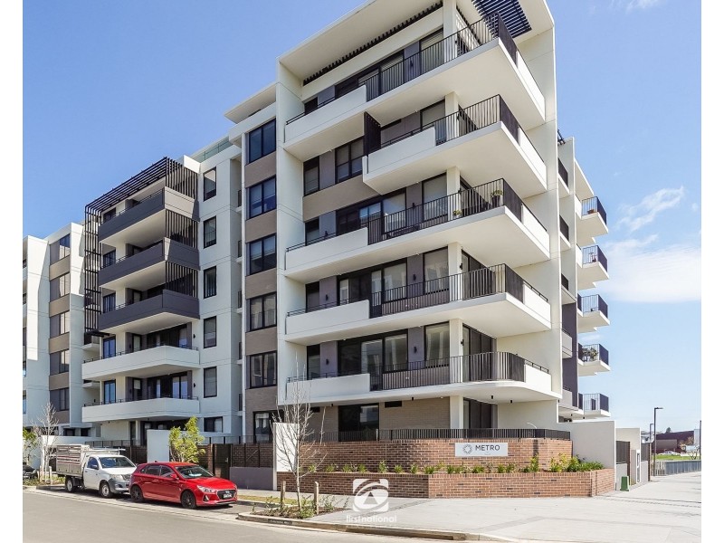 5.04/2 Fordham Way, Oran Park NSW 2570